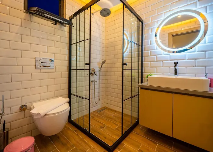 Premium4 Yesilkoy (Mediterranean)